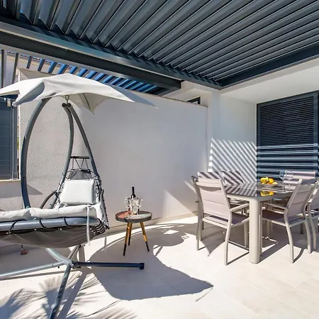 Alta Appartement *