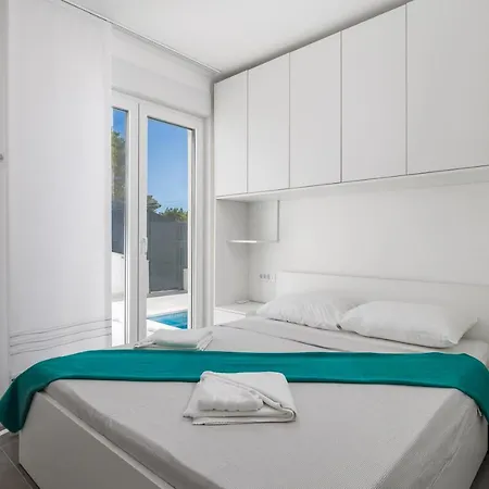 Апартаменты Alta *