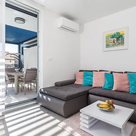 Alta Διαμέρισμα *